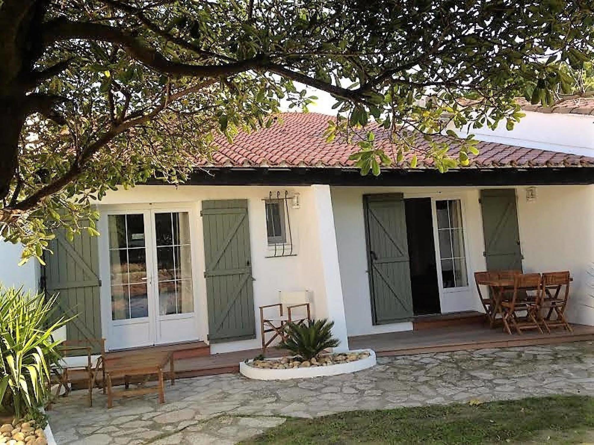 Mas des Rièges&Spa Saintes-Maries-de-la-Mer Esterno foto